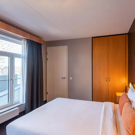 Hotel Aalsmeer 4*