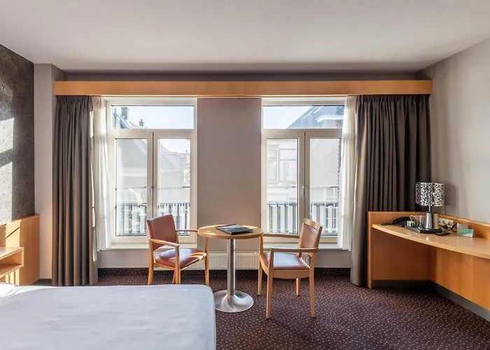 Hotell Hotel Aalsmeer 4*