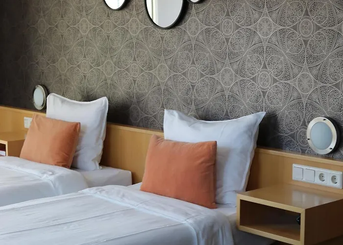 Hotel Aalsmeer Отель